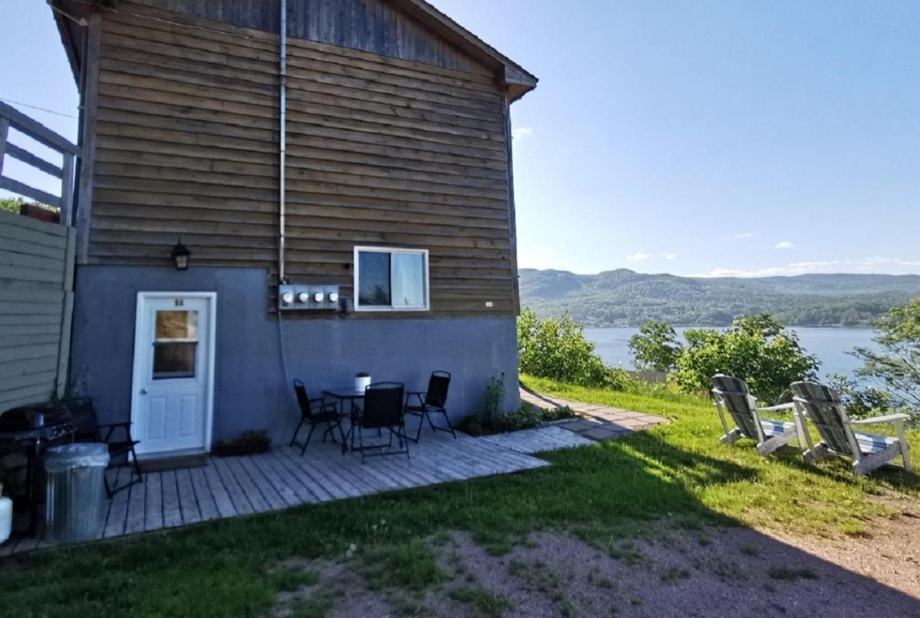 Knotty Pine Cottages, Suites & Motel Rooms Ingonish Ngoại thất bức ảnh